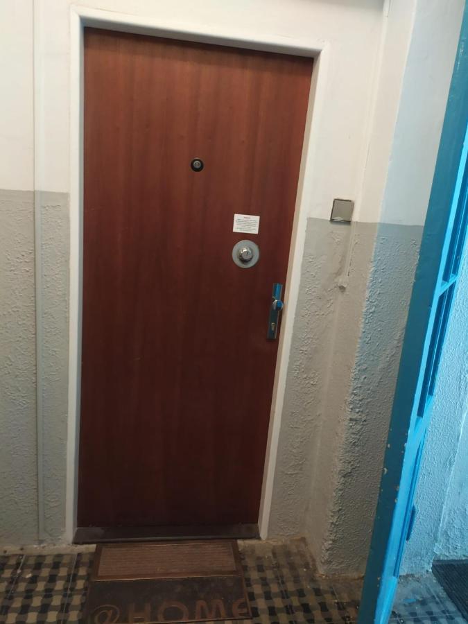 Pisqor Apartment - Self Check-In Bratislava Bagian luar foto