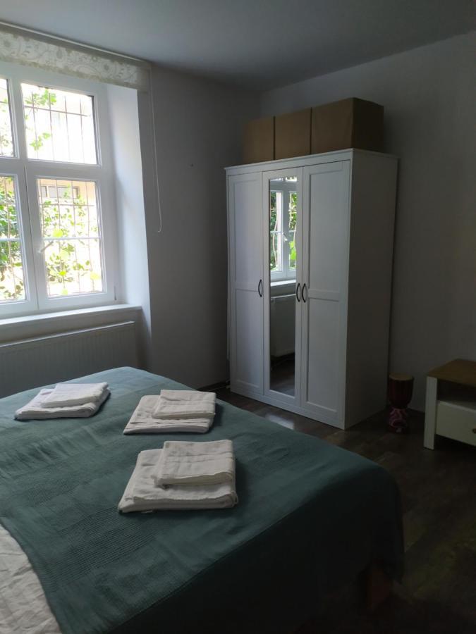 Pisqor Apartment - Self Check-In Bratislava Bagian luar foto